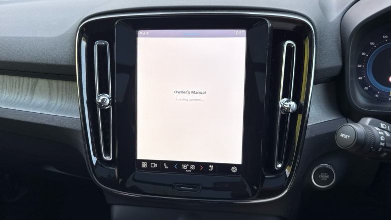 Volvo XC40 2.0 B3P Ultra Dark 5dr Auto Petrol Estate